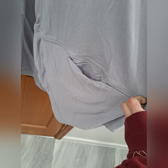 Cardigan - Picture 6 of 6